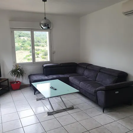 Holiday home Le Bas Du Rocher *
